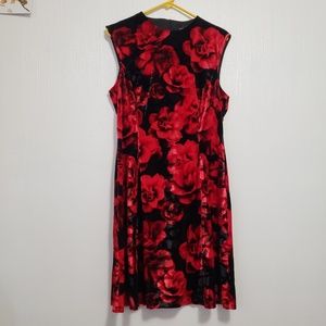 Connected Apparel | Velvet red rose dress